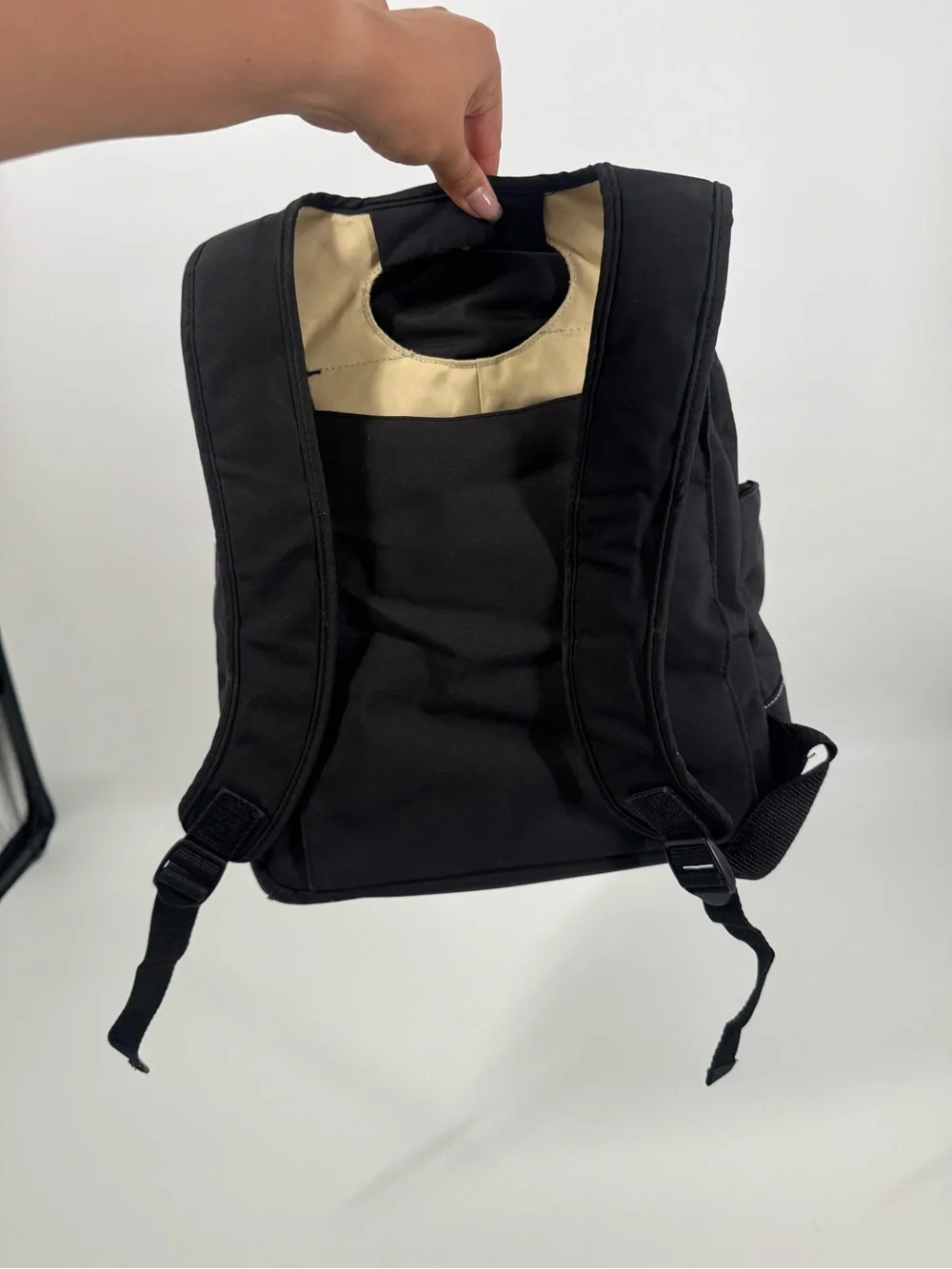 Medela Classic Black Backpack - Durable Everyday Carry